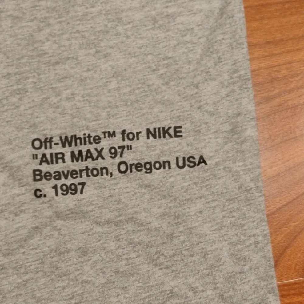 Nike Gray T-Shirt